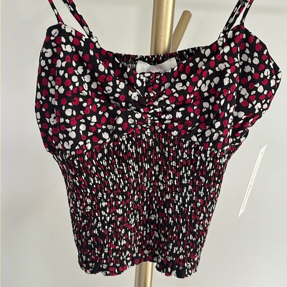 New with tags urban romantics size small, spaghetti-strap crop - Picture 1 of 4